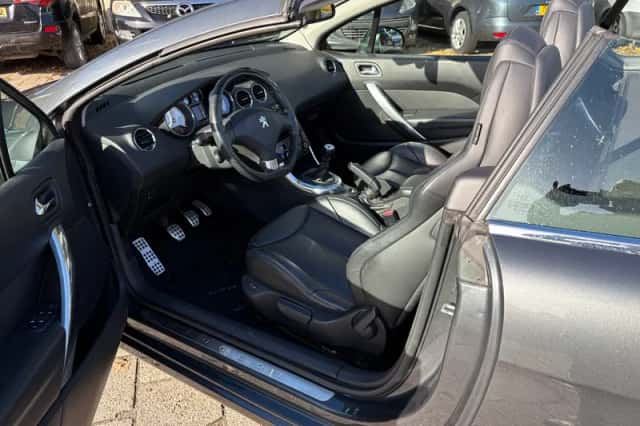 Peugeot 308 (2013) thumbnail 5
