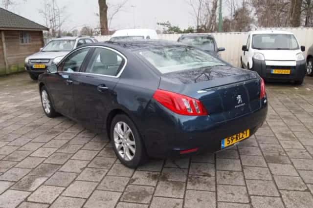 Peugeot 508 (2011) thumbnail 2