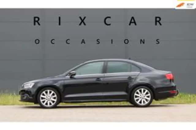 Volkswagen Jetta (2013) thumbnail 1