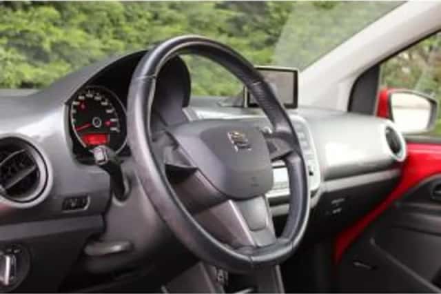 SEAT Mii (2016) thumbnail 6