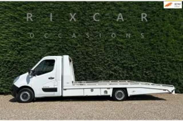 Renault Master (2017) thumbnail 1