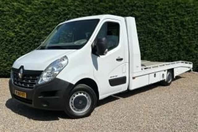 Renault Master (2017) thumbnail 2