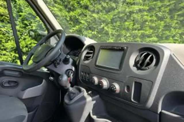 Renault Master (2017) thumbnail 5