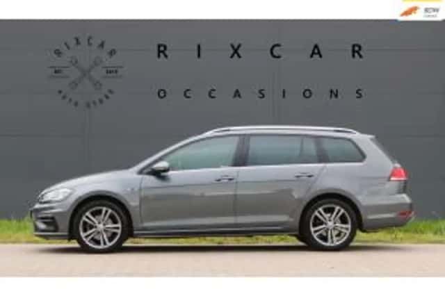Volkswagen Golf (2018) thumbnail 1