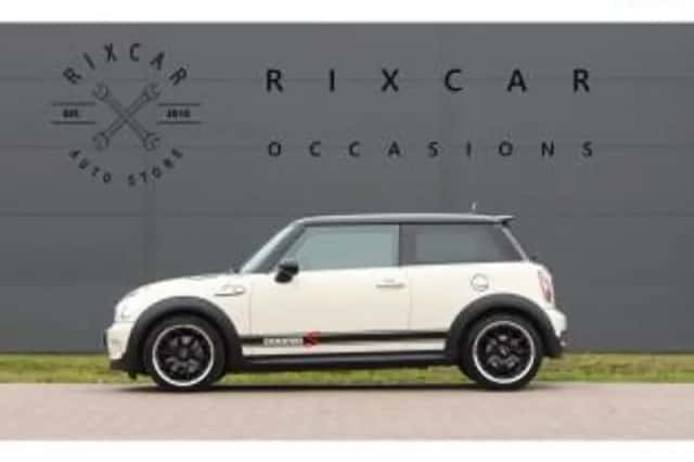 MINI Mini (2009) thumbnail 1