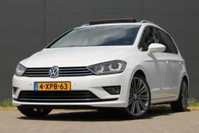 Volkswagen Golf (2014) thumbnail 2