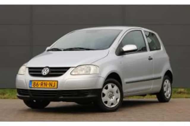 Volkswagen Fox (2005) thumbnail 2