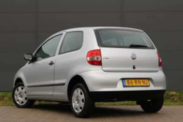 Volkswagen Fox (2005) thumbnail 3