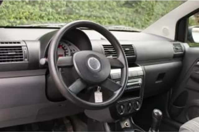 Volkswagen Fox (2005) thumbnail 5
