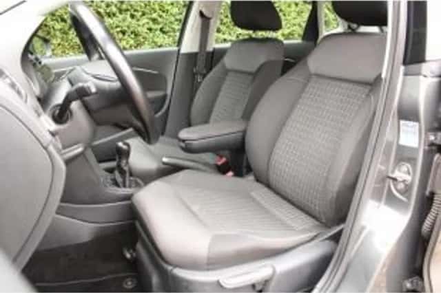 Volkswagen Polo (2015) thumbnail 6