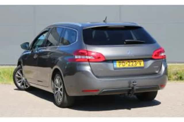 Peugeot 308 (2017) thumbnail 3
