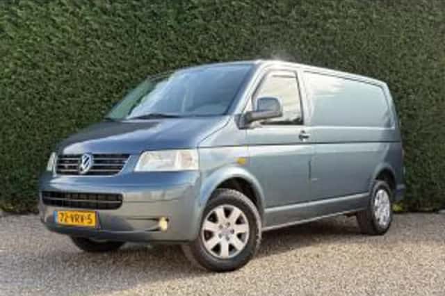 Volkswagen Transporter (2008) thumbnail 2