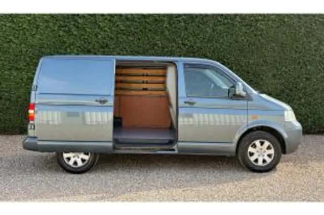 Volkswagen Transporter (2008) thumbnail 4