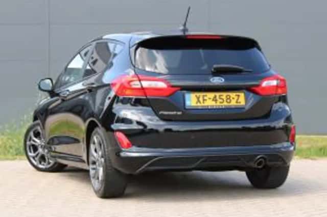 Ford Fiesta (2018) thumbnail 3