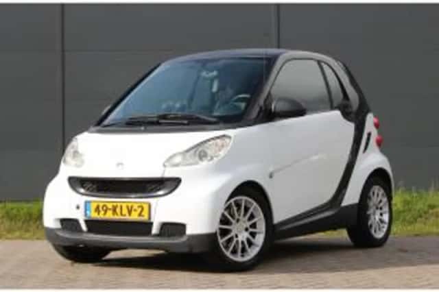 Smart Fortwo (2010) thumbnail 2