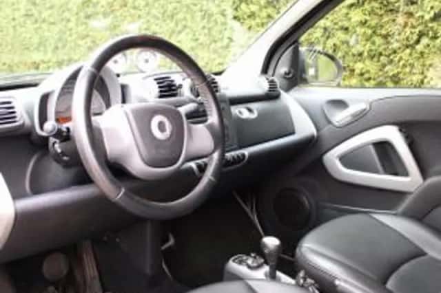 Smart Fortwo (2010) thumbnail 5