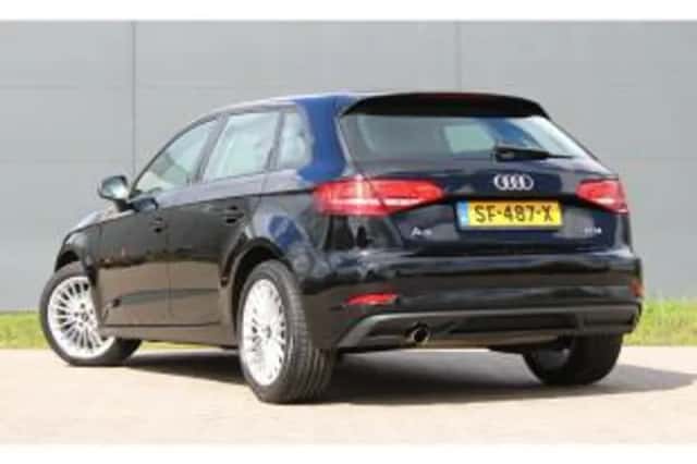 Audi A3 (2018) thumbnail 3