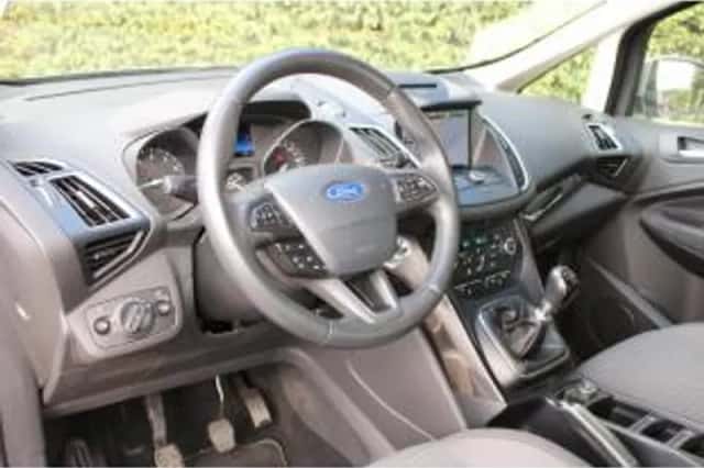 Ford C-Max (2016) thumbnail 5