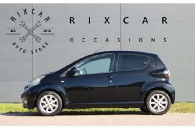 Toyota Aygo (2011) thumbnail 1