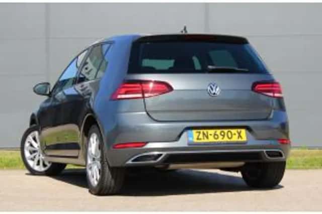 Volkswagen Golf (2019) thumbnail 3