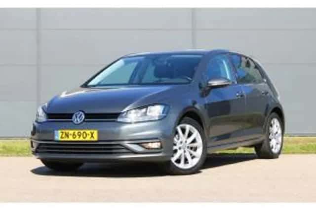 Volkswagen Golf (2019) thumbnail 2