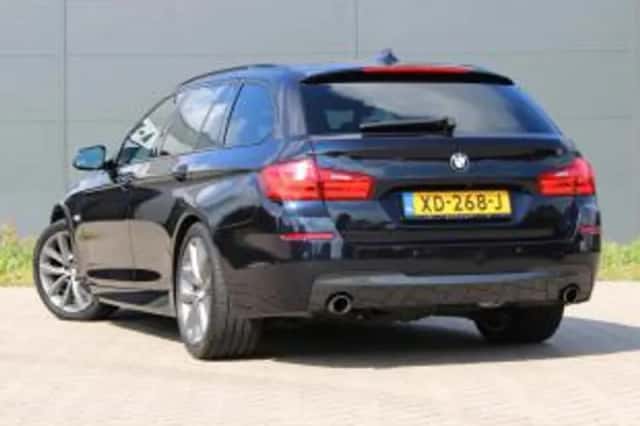 BMW 5-Serie (2011) thumbnail 3