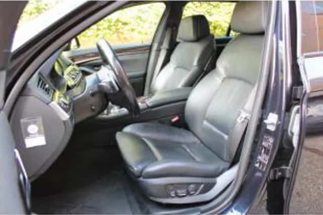 BMW 5-Serie (2011) thumbnail 5