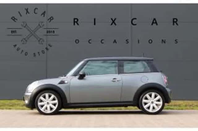 MINI Mini (2011) thumbnail 1