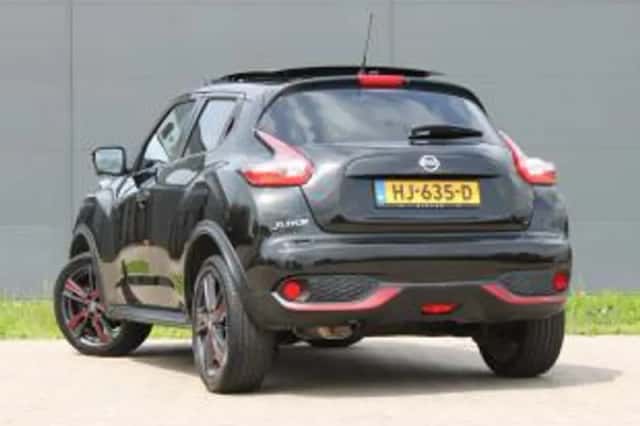 Nissan Juke (2015) thumbnail 3