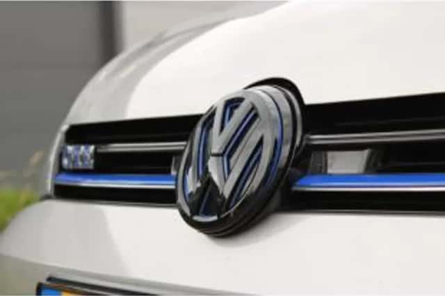Volkswagen Golf (2015) thumbnail 4