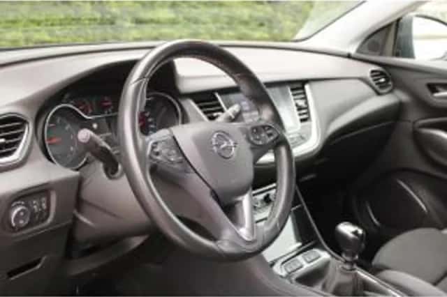 Opel Grandland X (2019) thumbnail 5