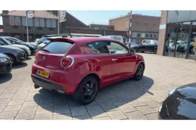 Alfa Romeo Mito (2011) thumbnail 4