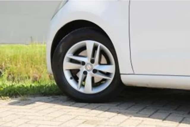 SEAT Mii (2013) thumbnail 4