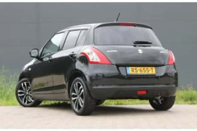 Suzuki Swift (2016) thumbnail 3