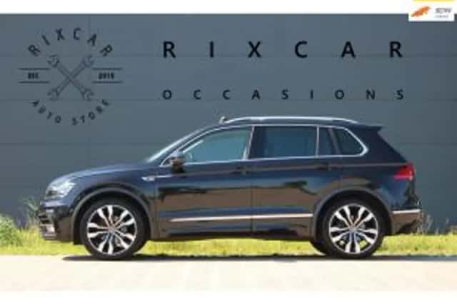 Volkswagen Tiguan (2018) thumbnail 1