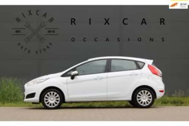 Ford Fiesta (2016) thumbnail 1