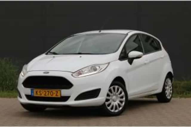 Ford Fiesta (2016) thumbnail 2