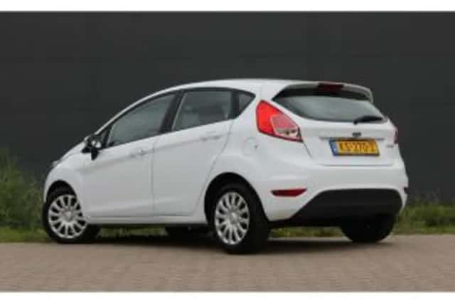 Ford Fiesta (2016) thumbnail 3