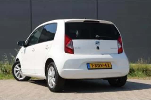 SEAT Mii (2014) thumbnail 3