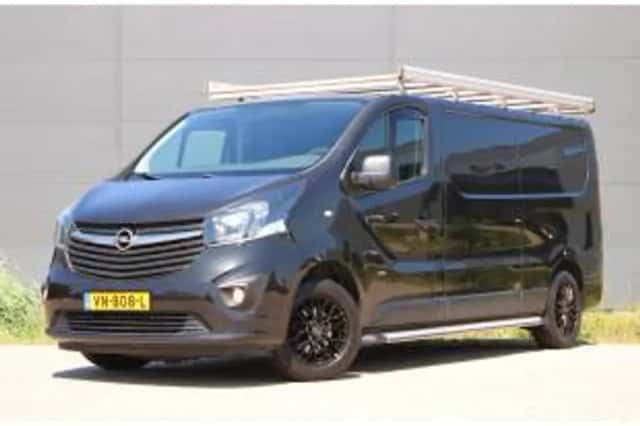 Opel Vivaro (2015) thumbnail 2