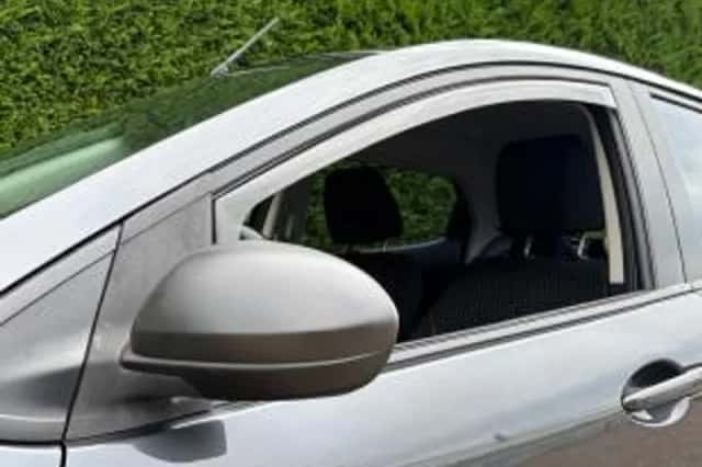 Mazda 2 (2013) thumbnail 4