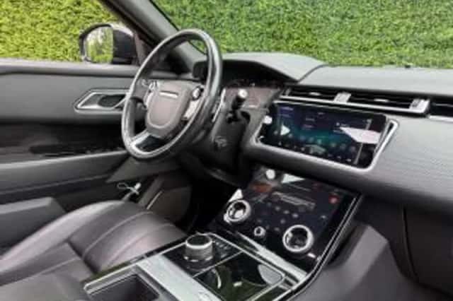 Land Rover Range Rover Velar (2017) thumbnail 6