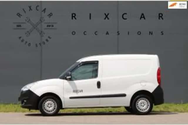 Opel Combo (2017) thumbnail 1
