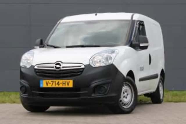 Opel Combo (2017) thumbnail 2