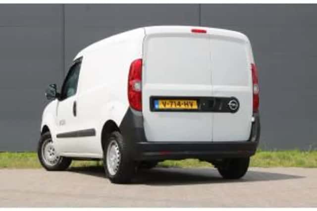 Opel Combo (2017) thumbnail 3