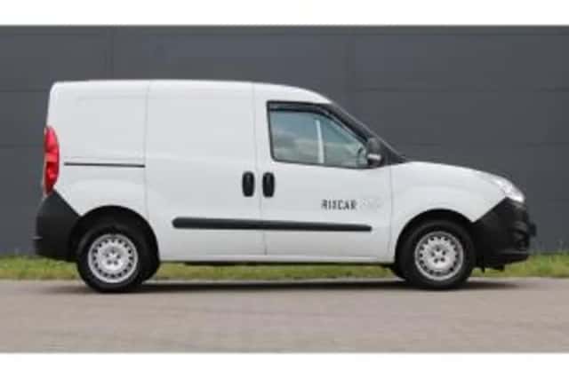 Opel Combo (2017) thumbnail 4