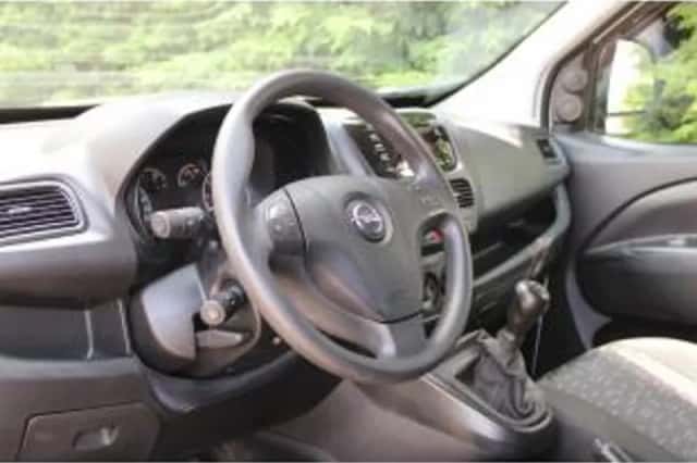 Opel Combo (2017) thumbnail 6