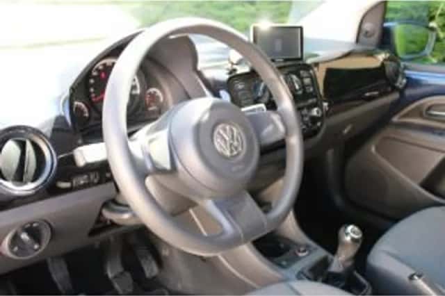 Volkswagen Up! (2013) thumbnail 5