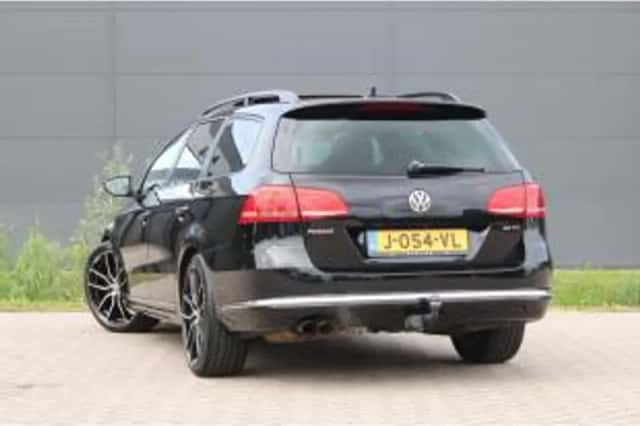 Volkswagen Passat (2014) thumbnail 3