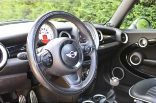 MINI Cooper S (2013) thumbnail 5